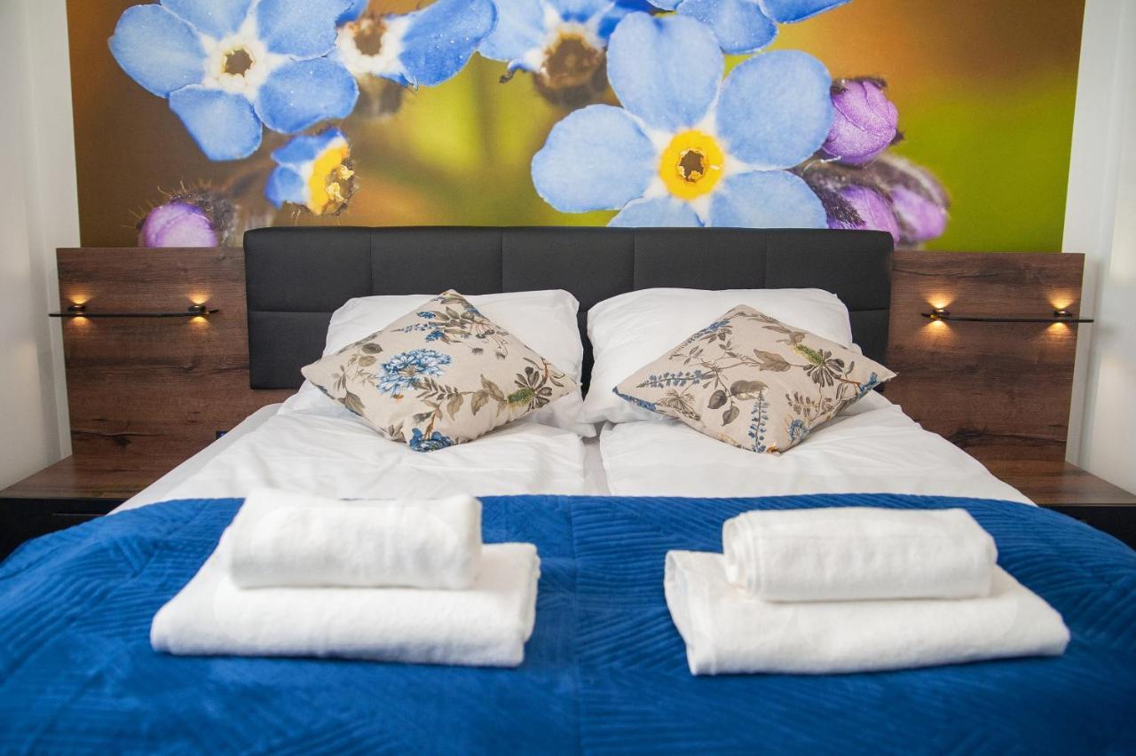 Apartament Niezapominajka Apartman Warmbrunn Kültér fotó